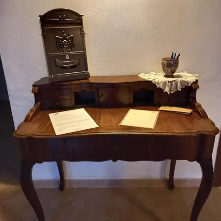 Le Di Domenico, Azalea Dom wakacyjny