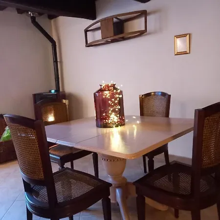 Le Di Domenico, Azalea Dom wakacyjny