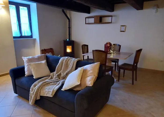 Le Di Domenico, Azalea *