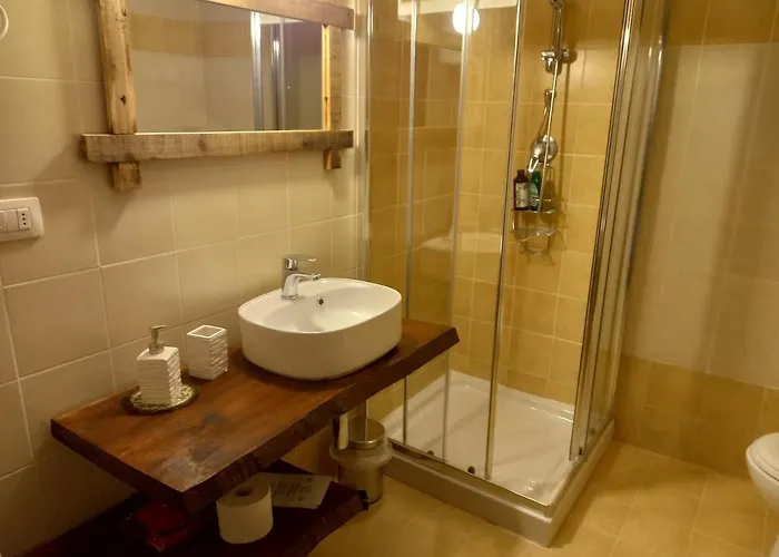 Le Di Domenico, Azalea Dom wakacyjny Nocera Umbra